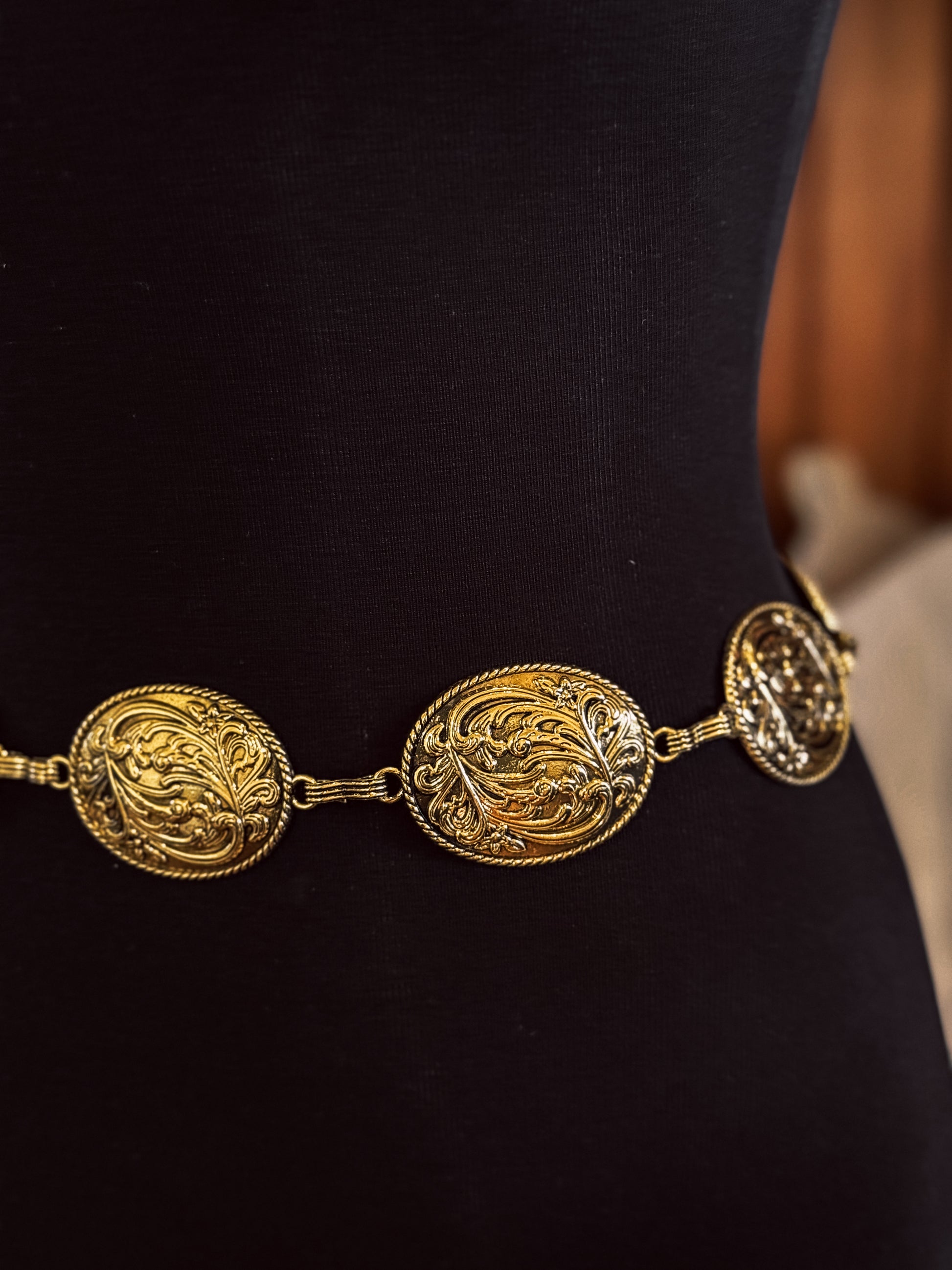 Tooled Concho Belt / GOLD