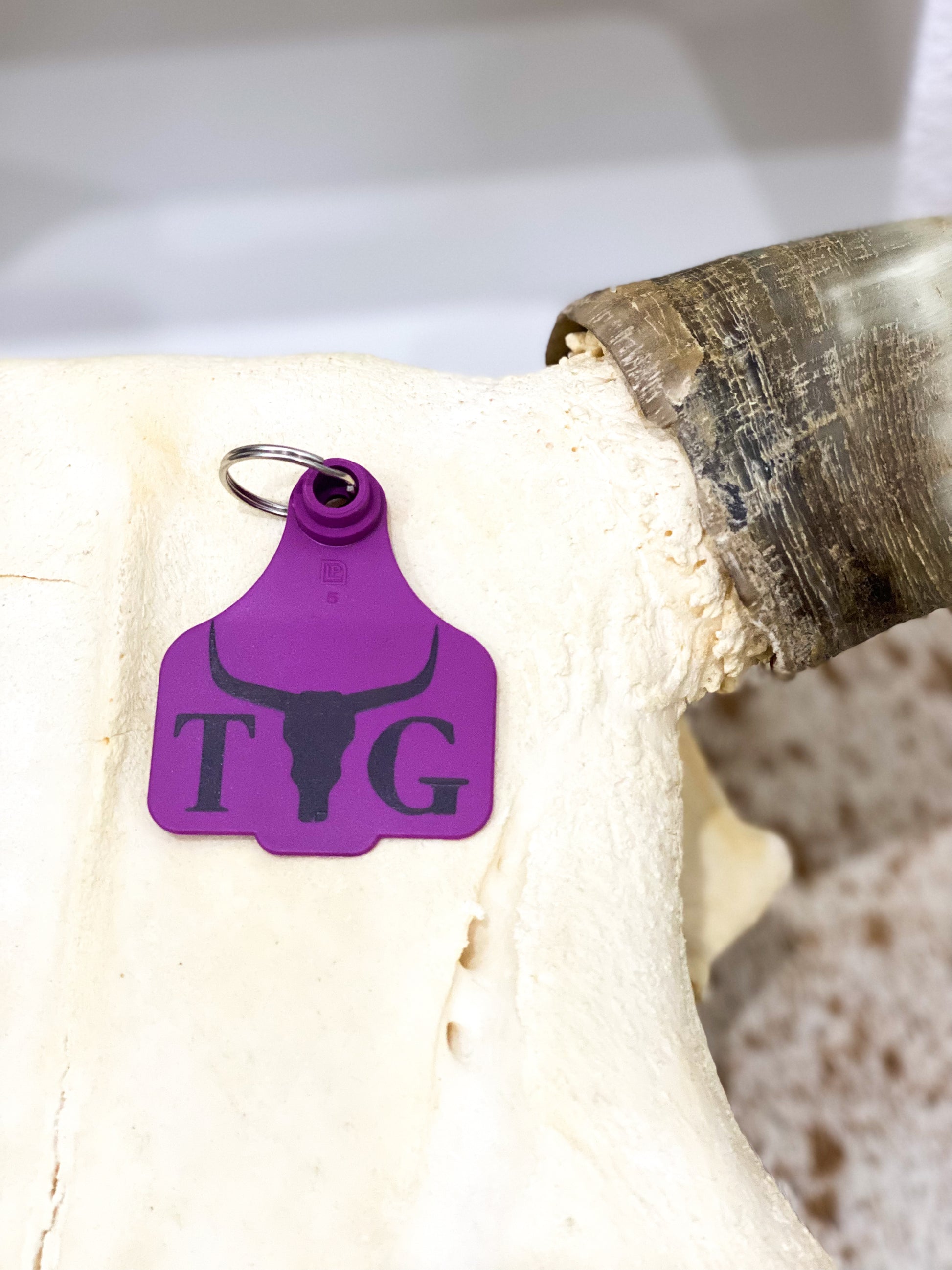 TWG Bull Tag / PURPLE