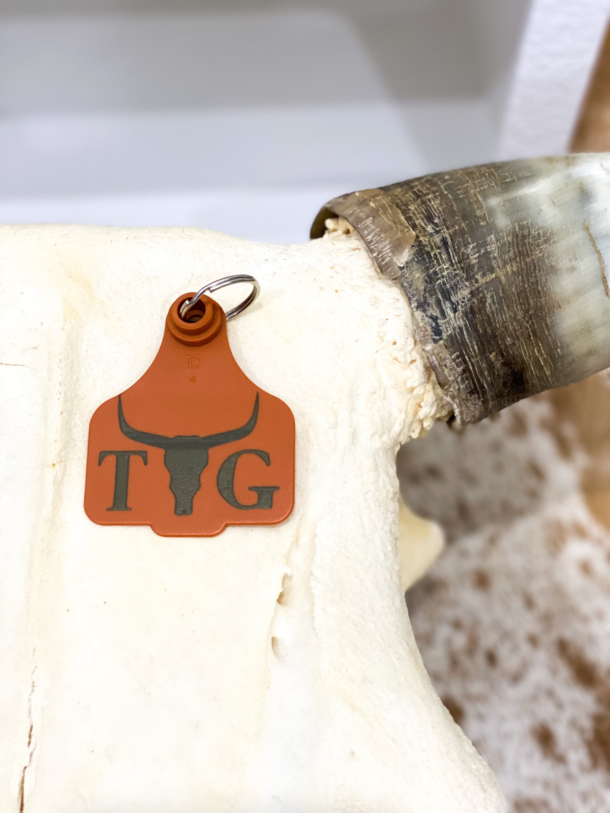TWG Bull Tag / BROWN
