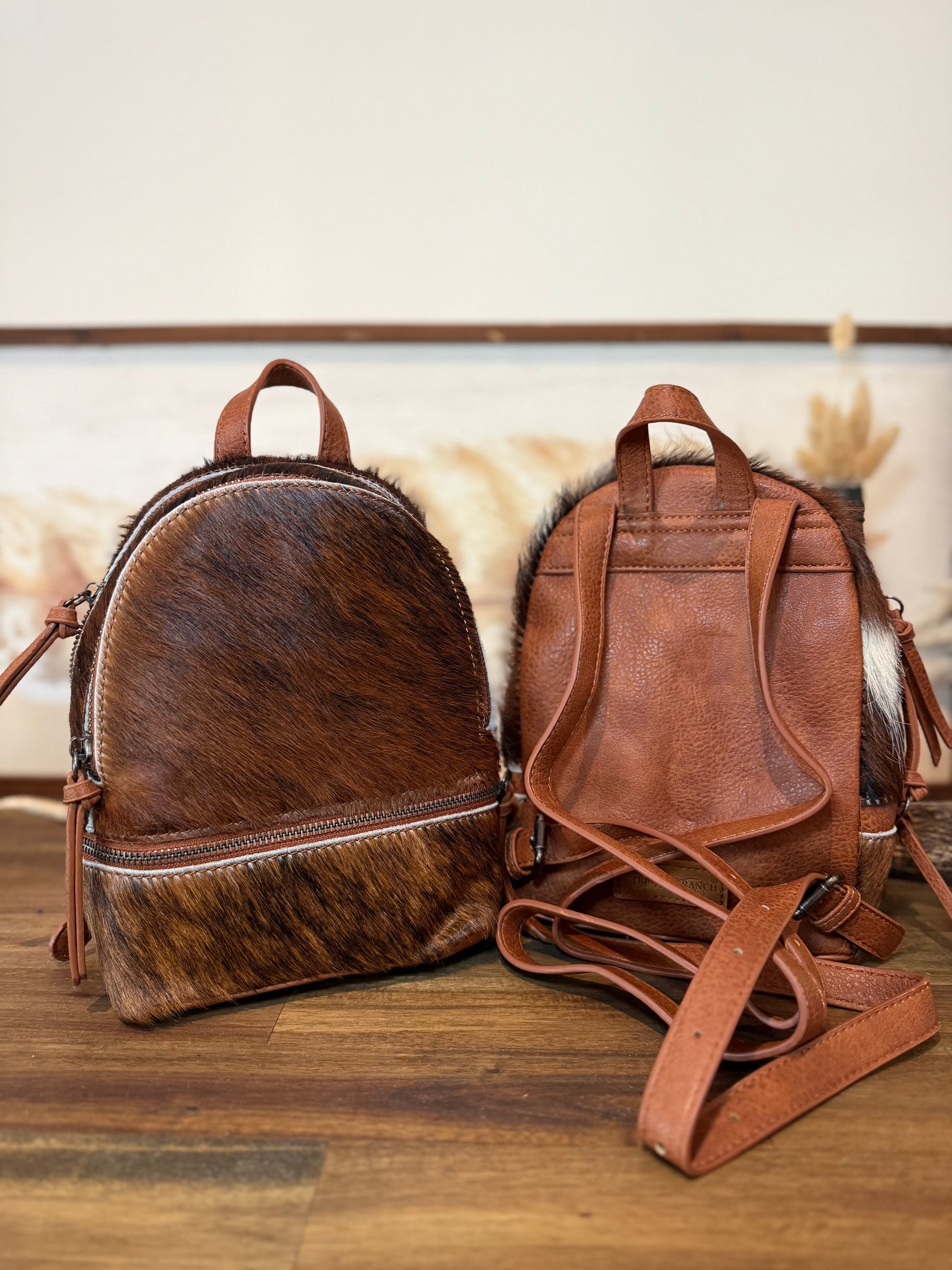 Trinity Ranch Mini Cowhide Back Pack / BROWN #2