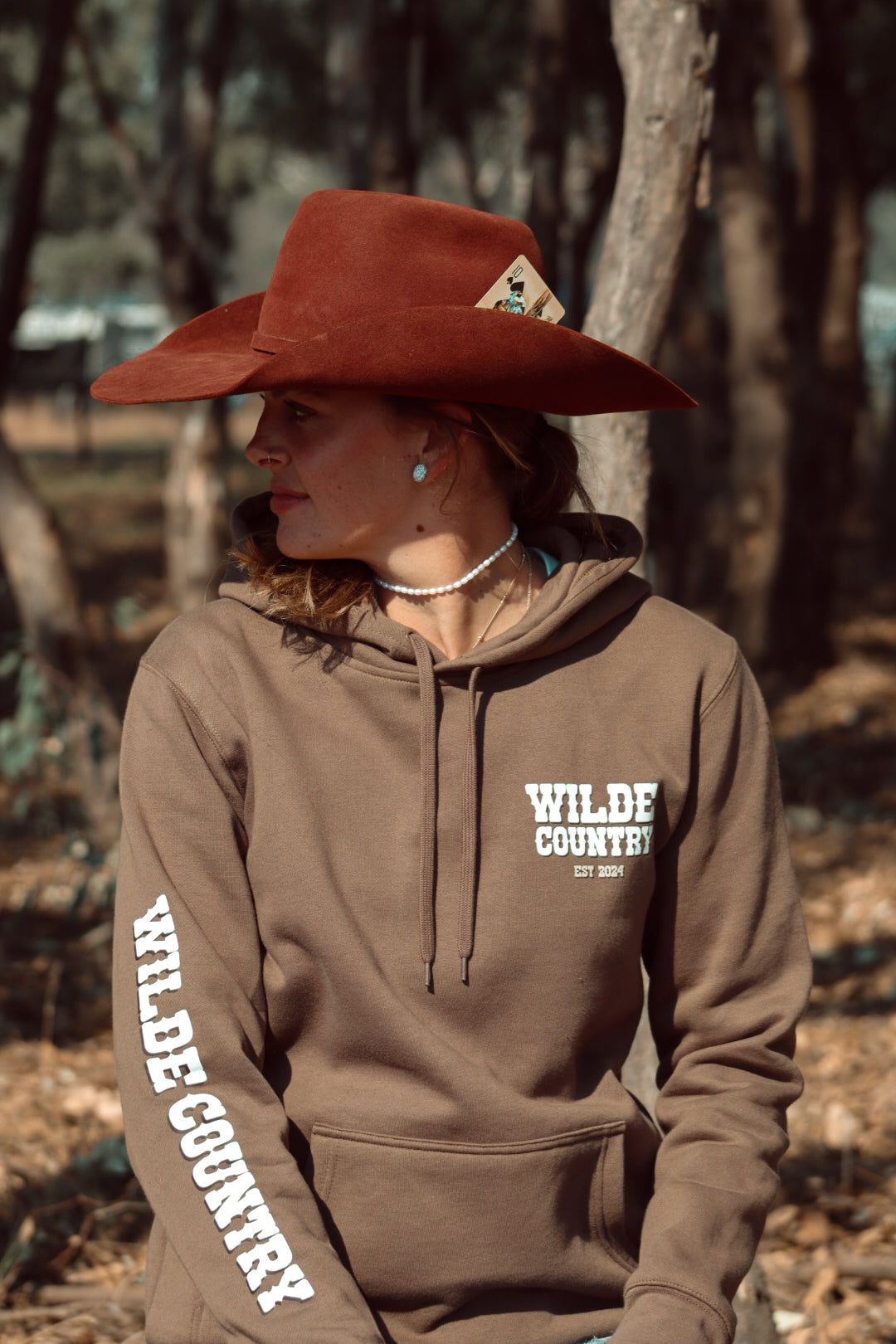 Wilde Country Coyote Hoodie / WALNUT