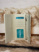 Load image into Gallery viewer, Dallas Tooled Concho Wallet / TAN
