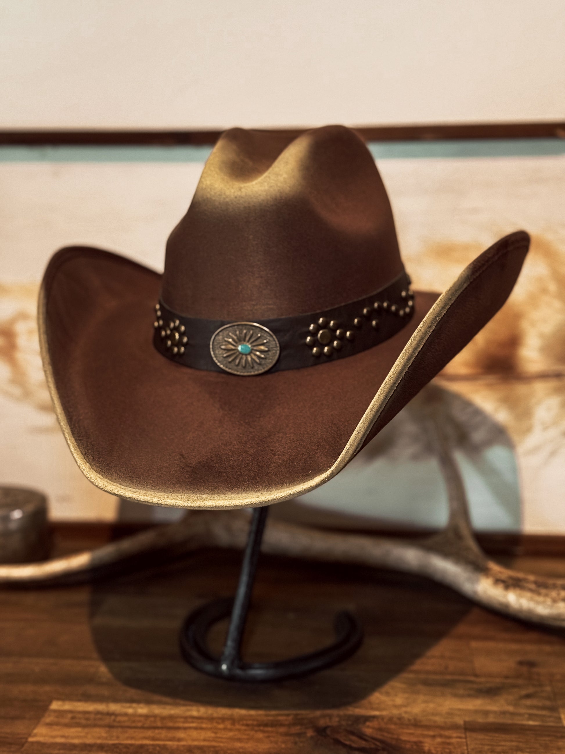 Sunburst Concho Suede Cowboy Hat
