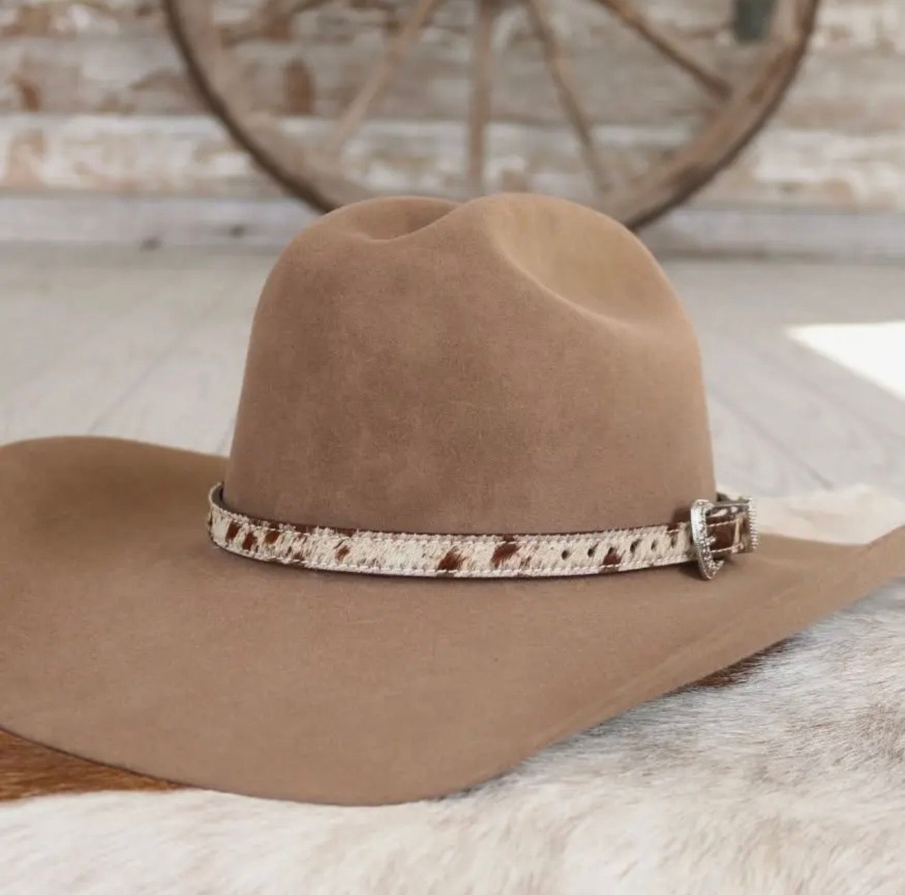Branson Cowhide Buckle Hat Band