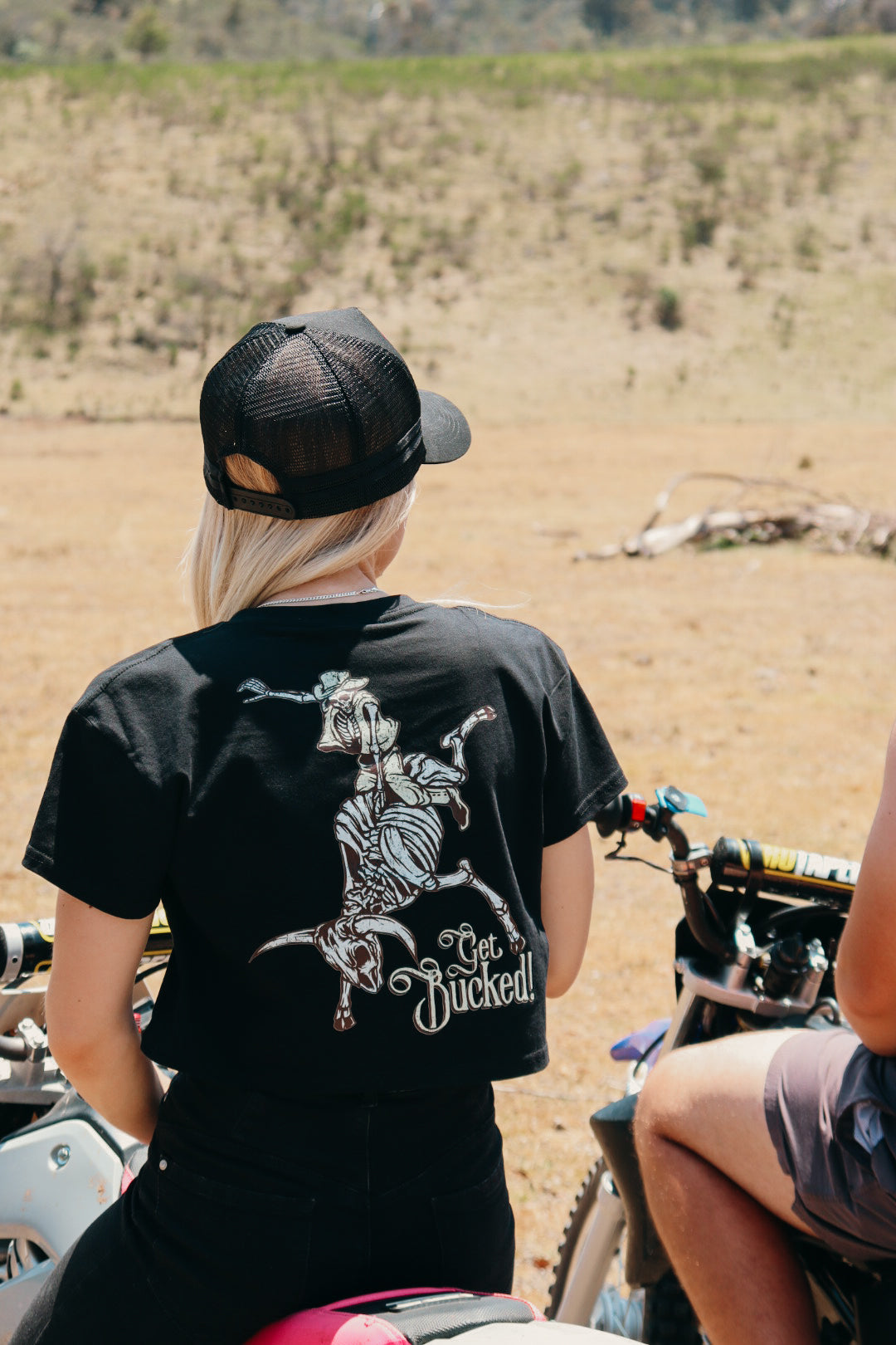 TWG Get Bucked Crop Tee / BLACK