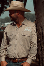 Load image into Gallery viewer, Wilde Country Open Front Shirt / CLAY
