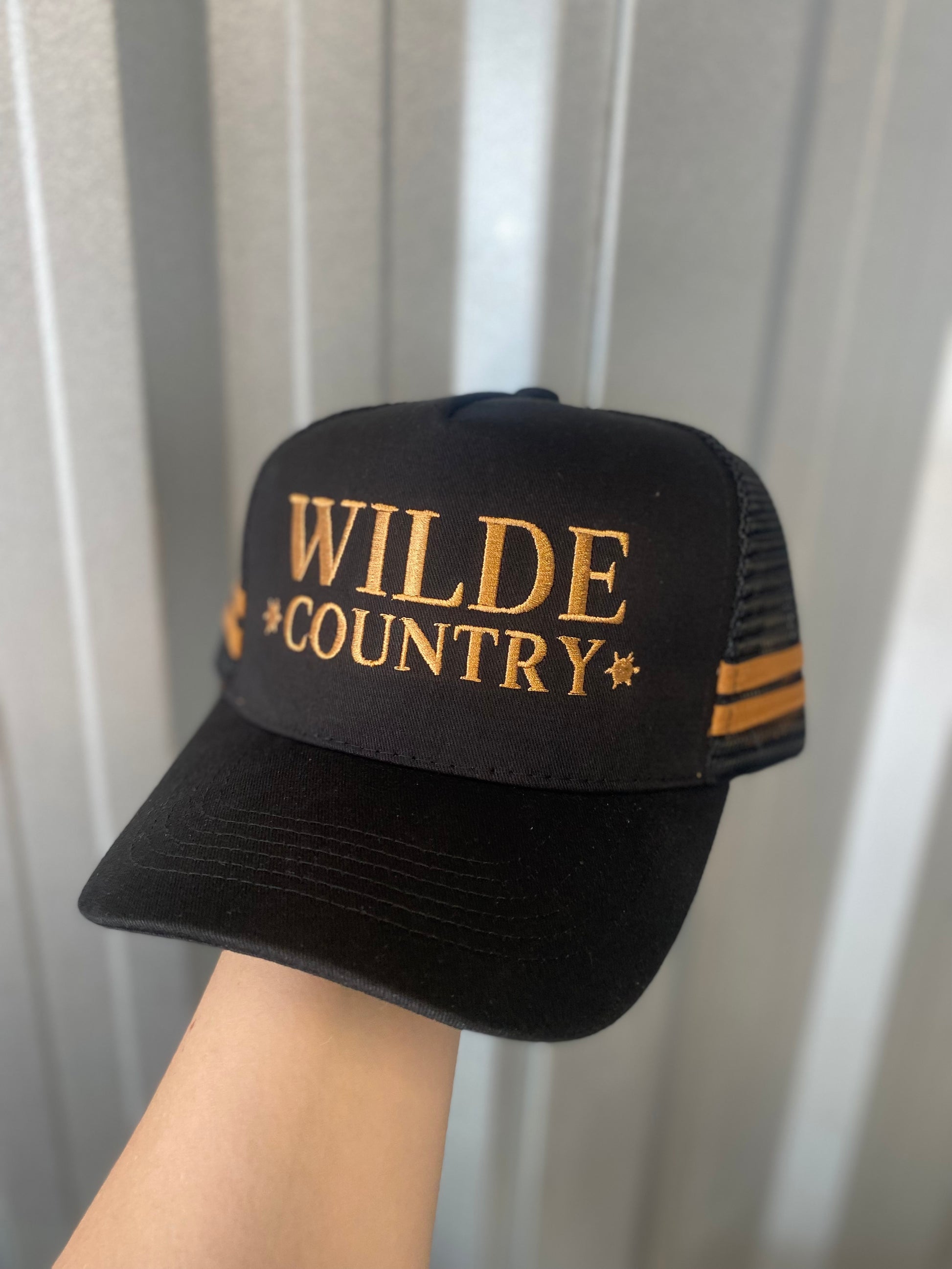 Adult Wilde Country Trucker Cap / BRONZE GUNSHOT