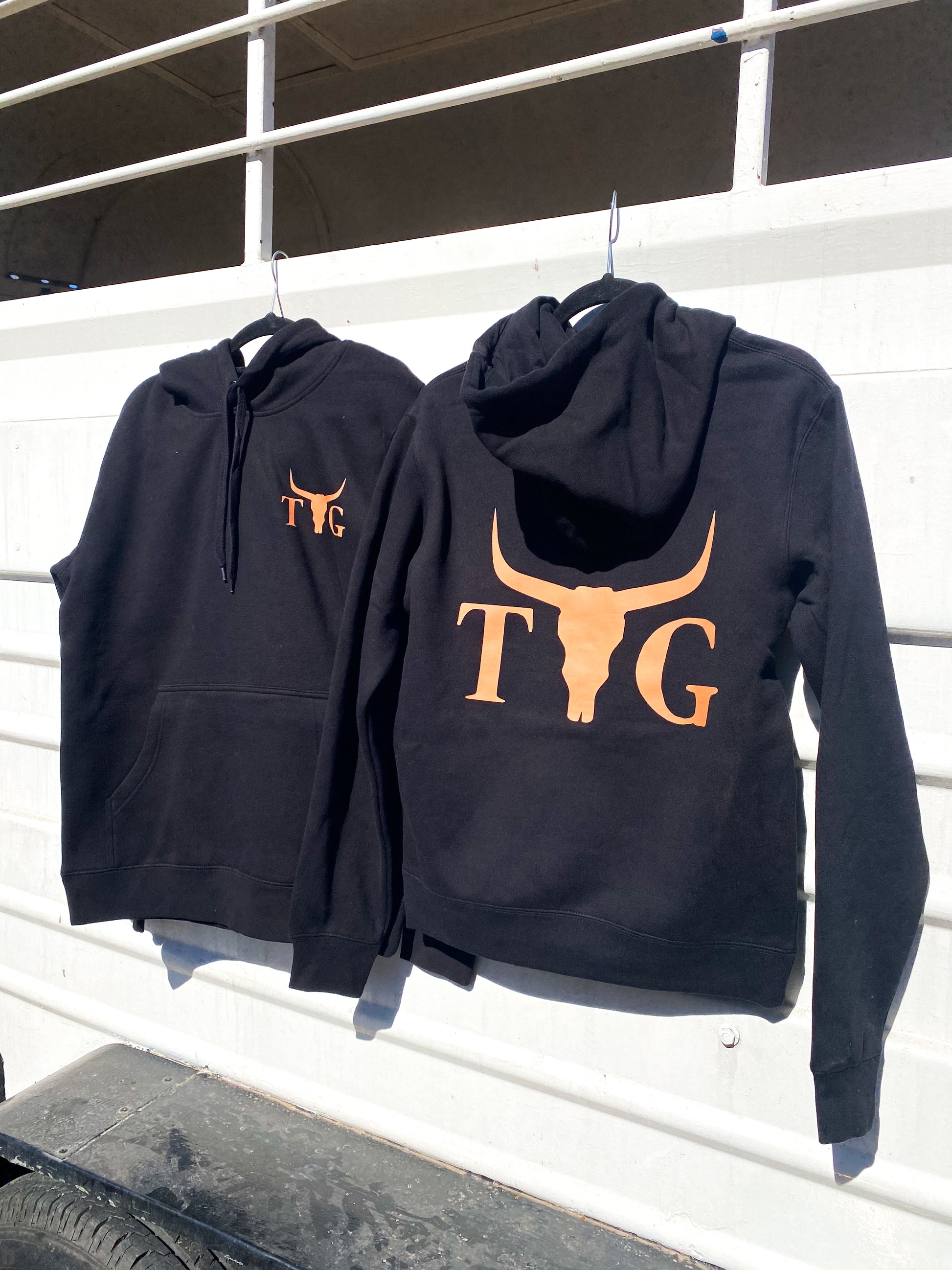 TWG Adult Hoodie / Rough Rider BLACK