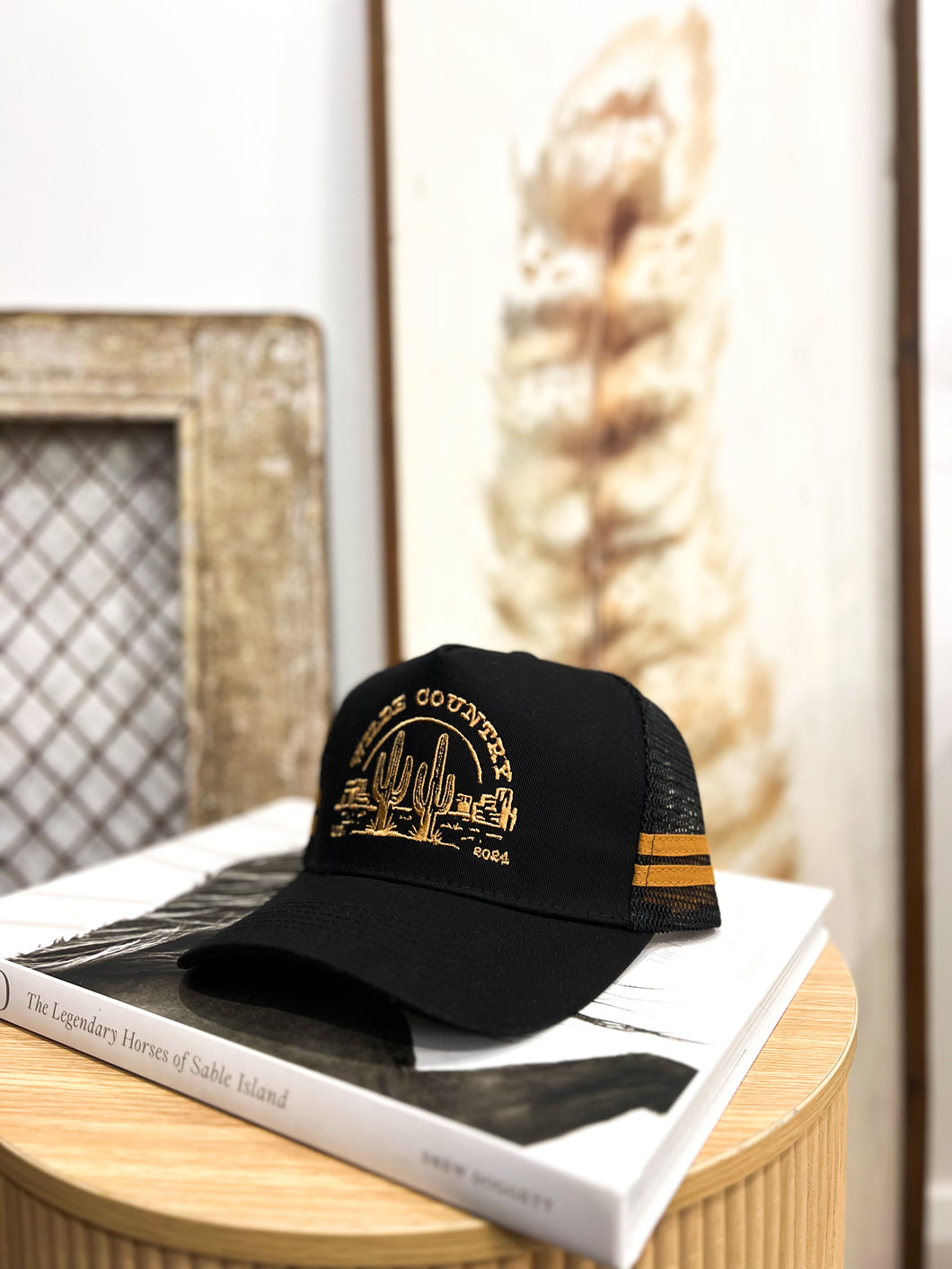 Adult Wilde Country Trucker Cap / CAMEL DESERT