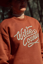 Load image into Gallery viewer, Wilde Country Lasso Crewneck / CLAY
