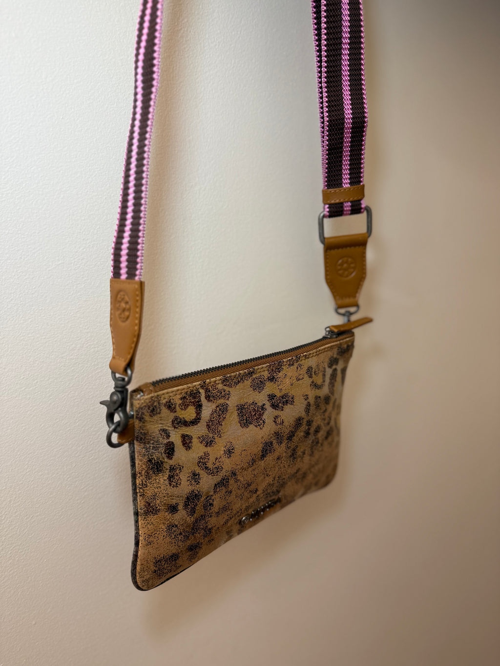 Safari Dawn Shoulder Bag