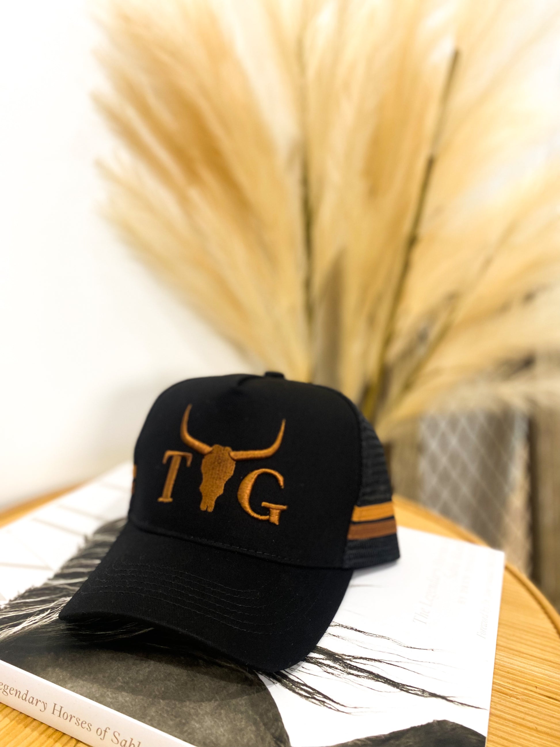 TWG Trucker Cap / BRONZE BULL