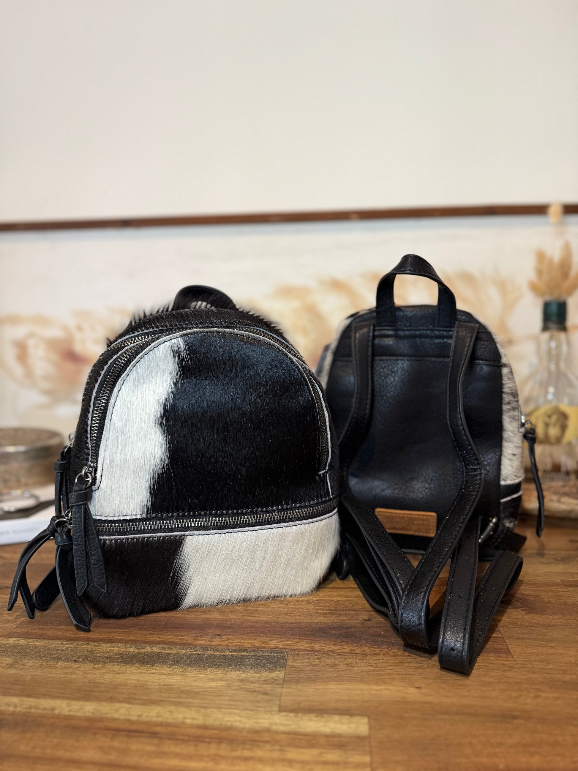 Trinity Ranch Mini Cowhide Back Pack / BLACK #2
