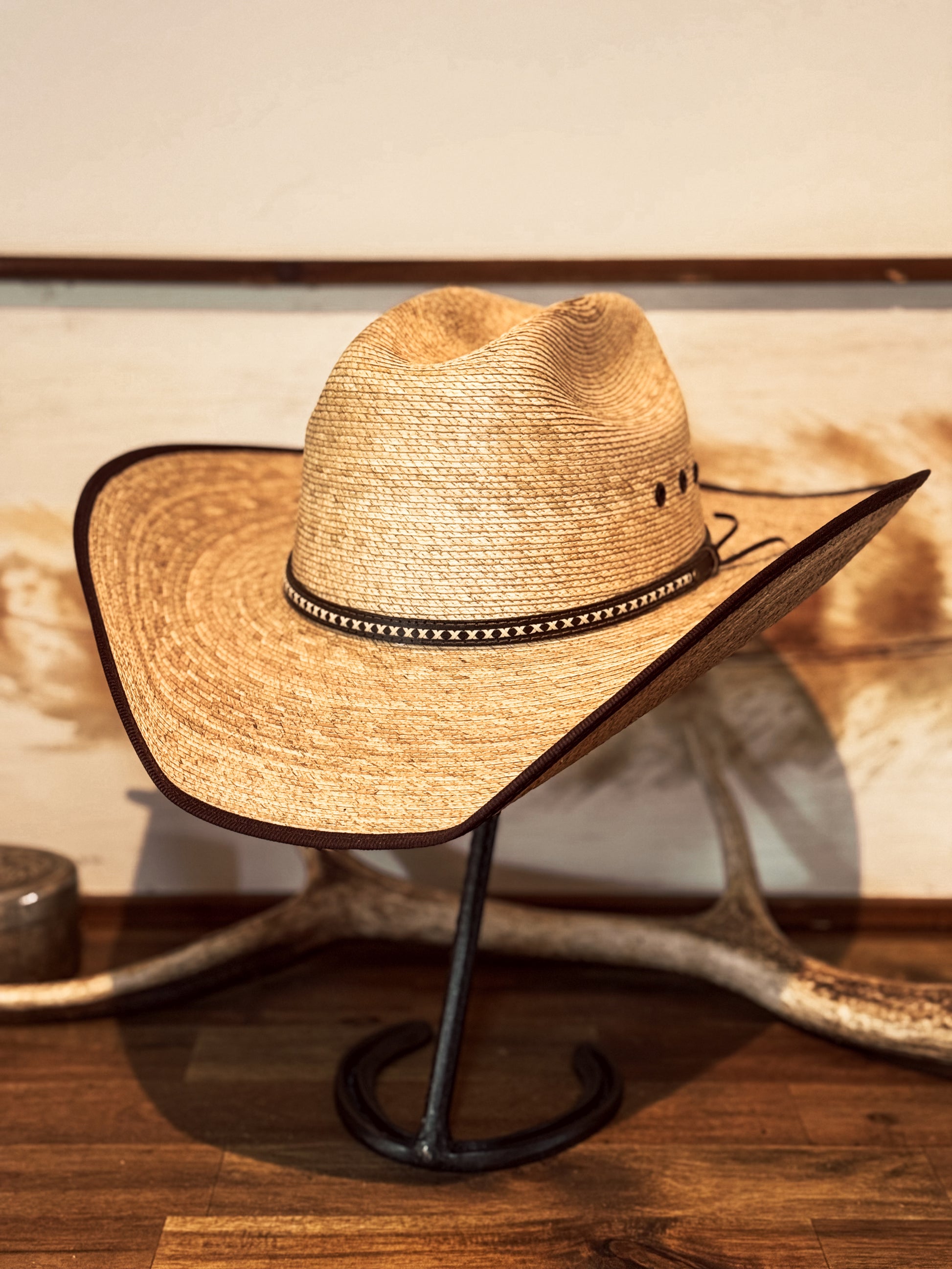 Nelson Palm Straw Cowboy Hat / BROWN TRIM