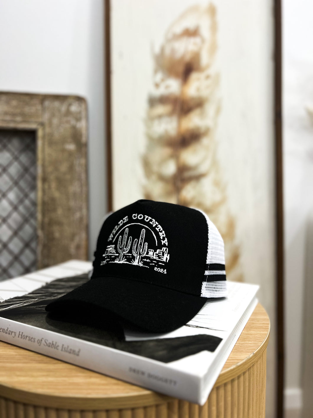 Adult Wilde Country Trucker Cap / BLACK DESERT