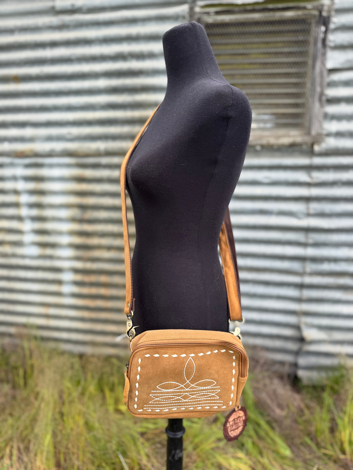 Waylon Suede Boot Stitch Bag / TAN