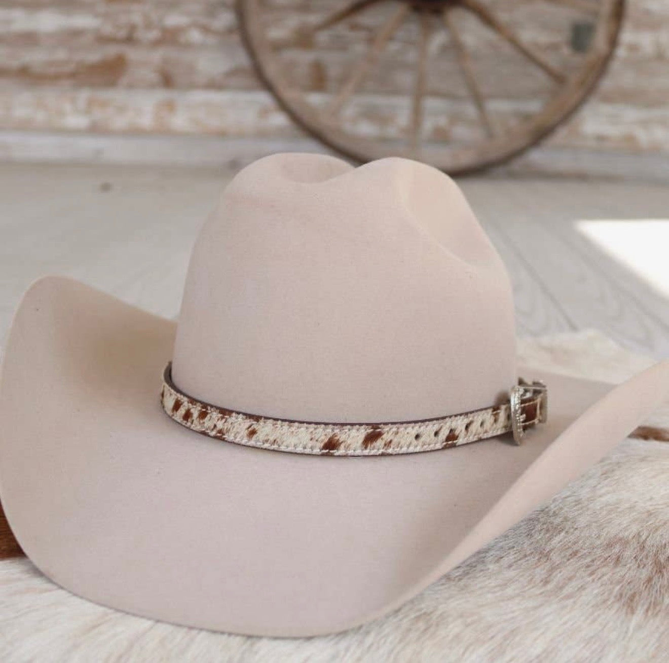 Branson Cowhide Buckle Hat Band