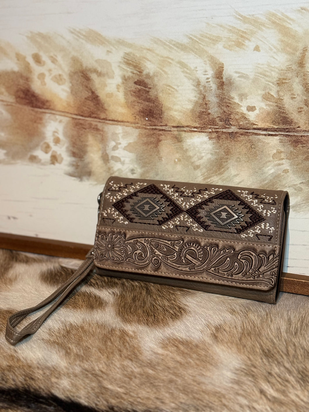 Dusty Aztec Wallet / KHAKI