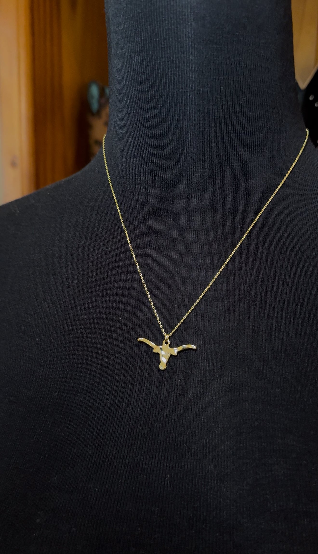 Mini Longhorn Necklace / GOLD
