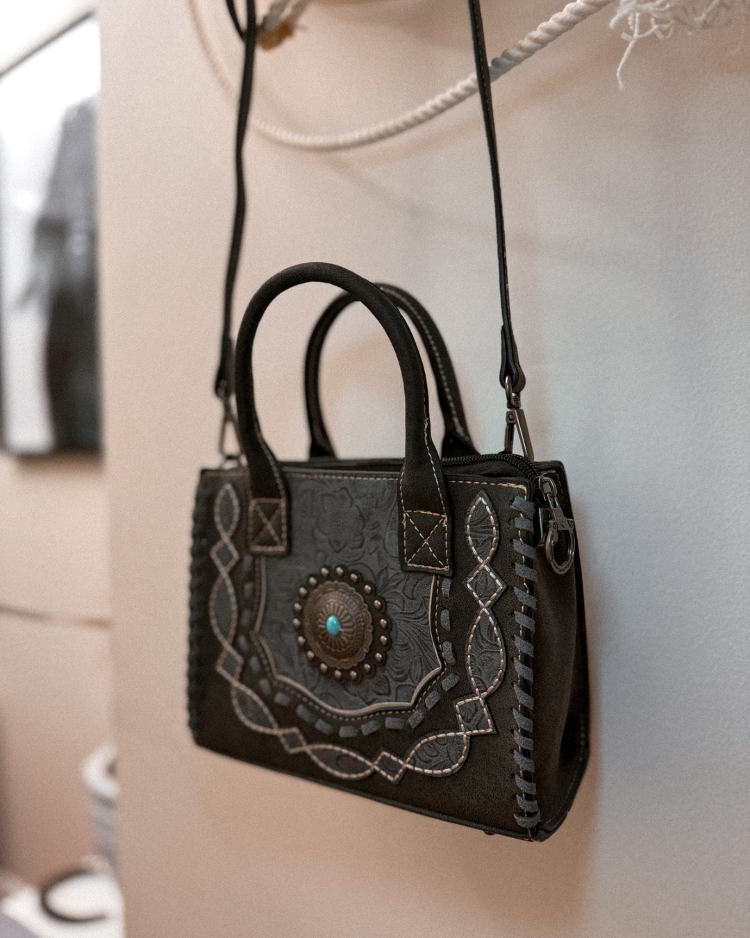 Maria Boot Stitch Tote / BLACK