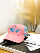 Load image into Gallery viewer, TWG Trucker Cap YOUTH / Candy BLUE
